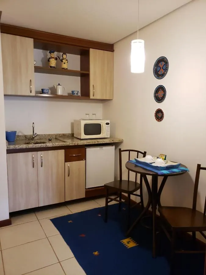 Pousada Cheverny - Facil Acesso Ao Centrinho E Baden Bar Campos do Jordão 3*,  Brazília