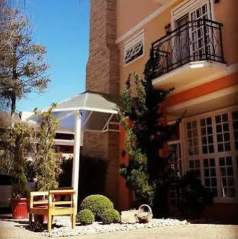 Pousada Cheverny - Facil Acesso Ao Centrinho E Baden Bar Campos do Jordao 3*,  Brezilya
