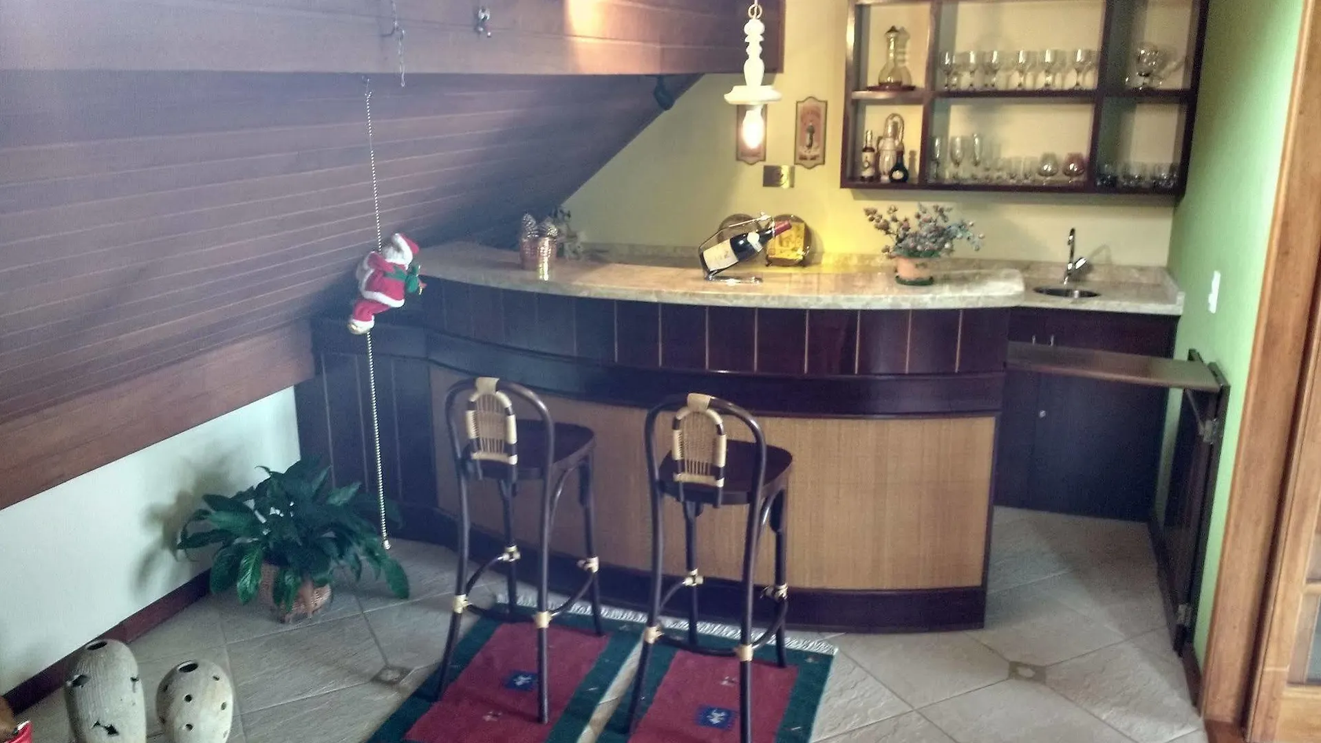 Pousada Cheverny - Facil Acesso Ao Centrinho E Baden Bar Campos do Jordao Han/Misafirhane