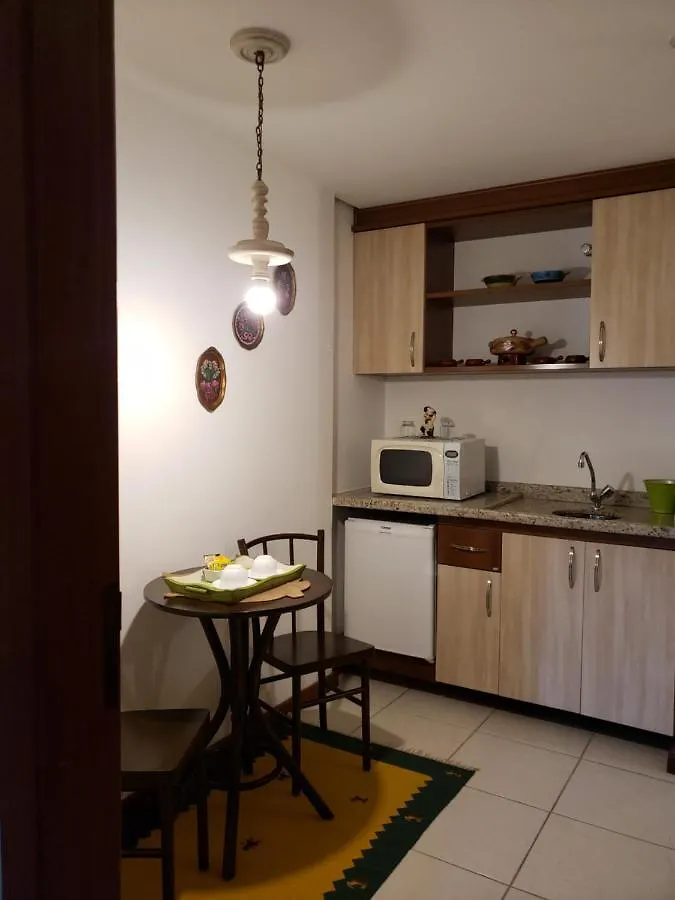 Pousada Cheverny - Facil Acesso Ao Centrinho E Baden Bar Campos do Jordao Inn