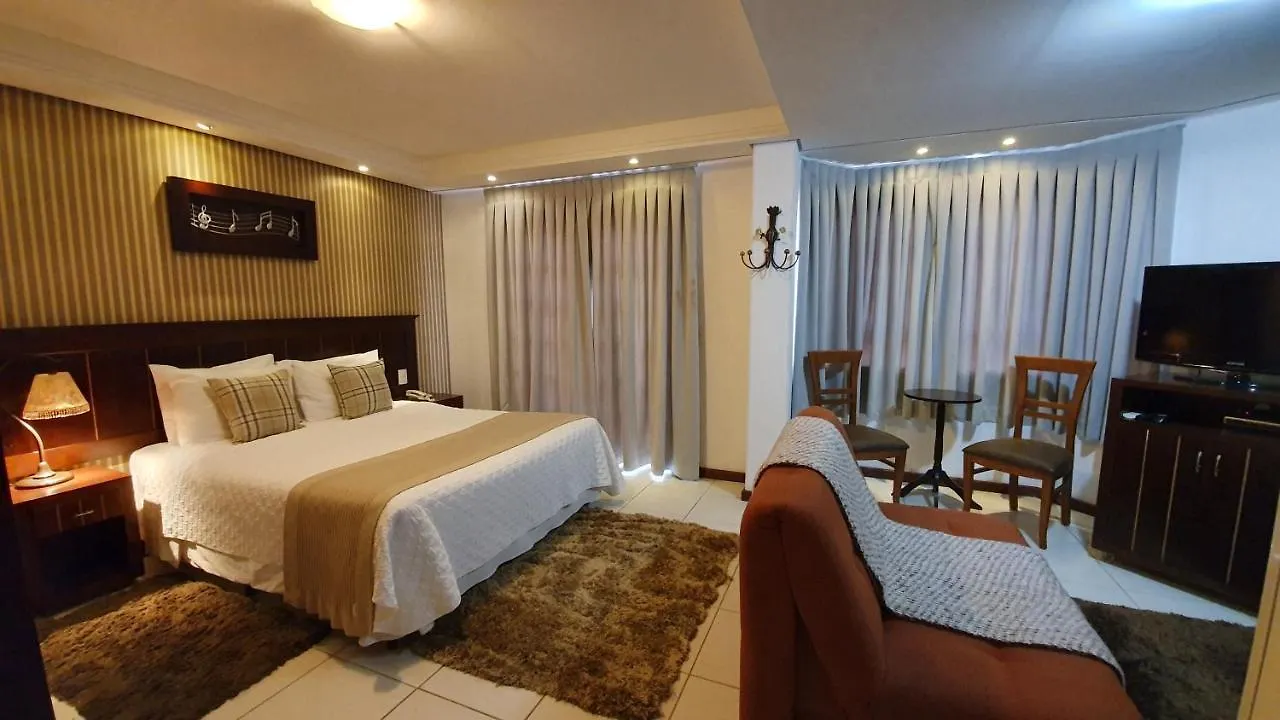 *** Inn Pousada Cheverny - Facil Acesso Ao Centrinho E Baden Bar Campos do Jordao Brazil