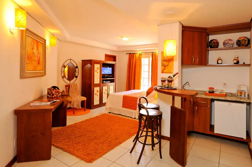 Inn Pousada Cheverny - Facil Acesso Ao Centrinho E Baden Bar Campos do Jordao
